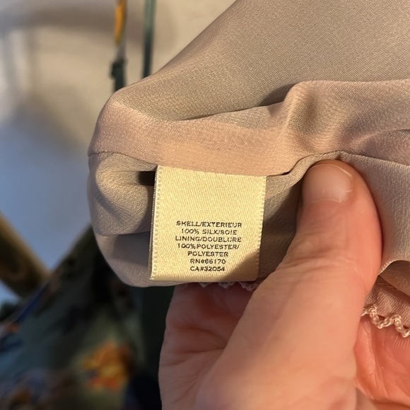 ANTHROPOLOGIE ~ Moulinette Soeurs 100% silk Floral Lined Dress with Smocked Back - Picture 8 of 12